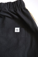 ELIO / BLACK
