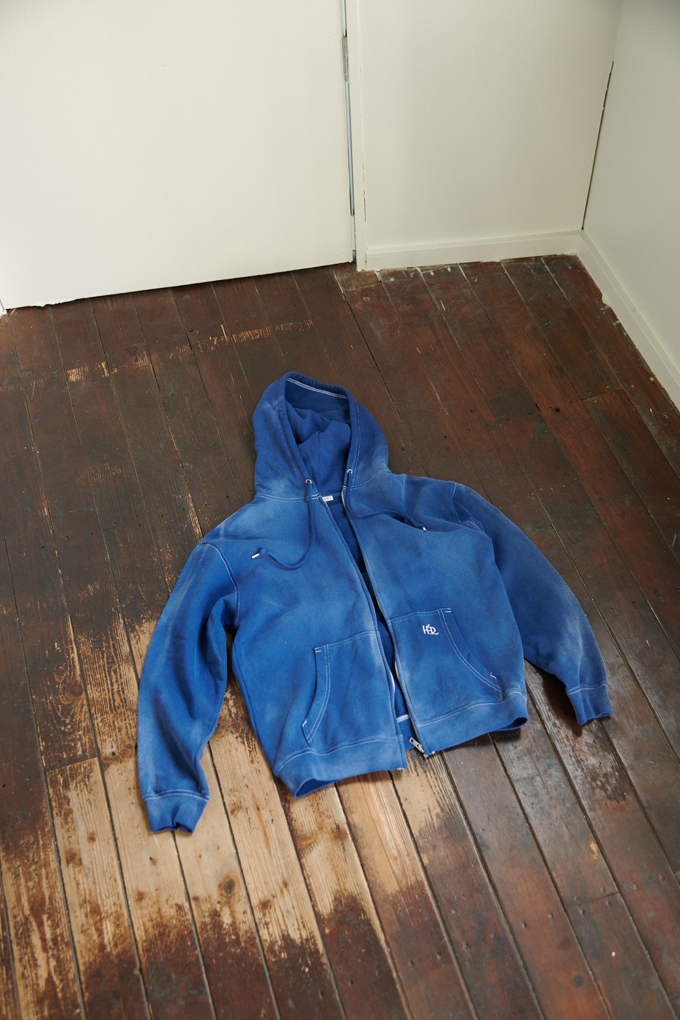 Dyed Zip-up Hoody / Blue
