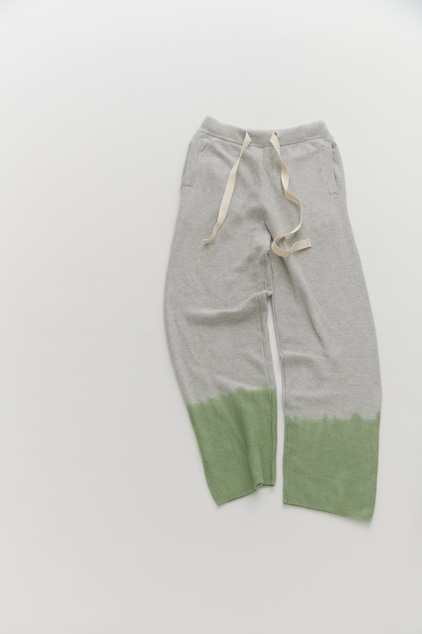 FROSTI / Ash × Matcha