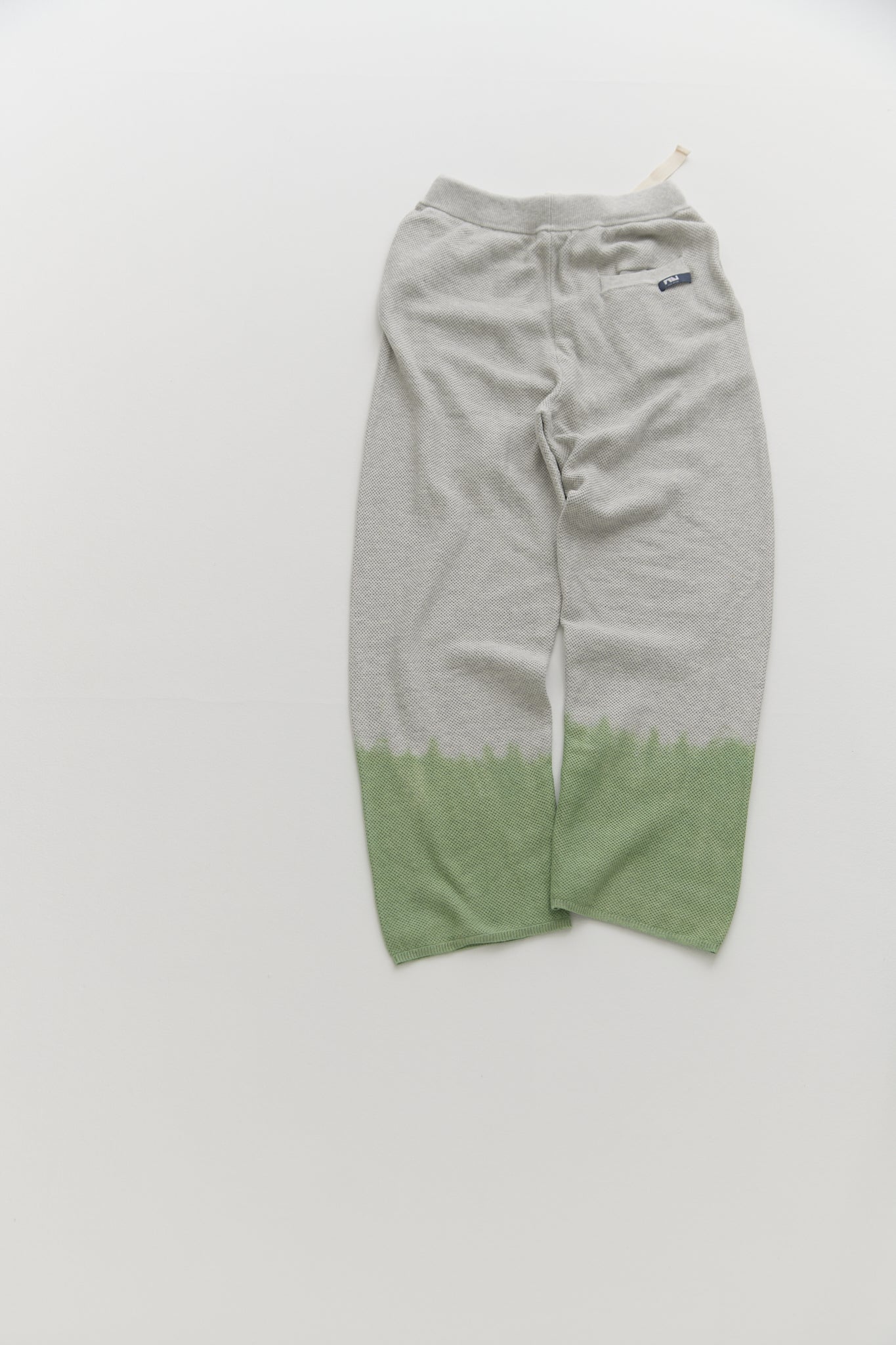 FROSTI / Ash × Matcha