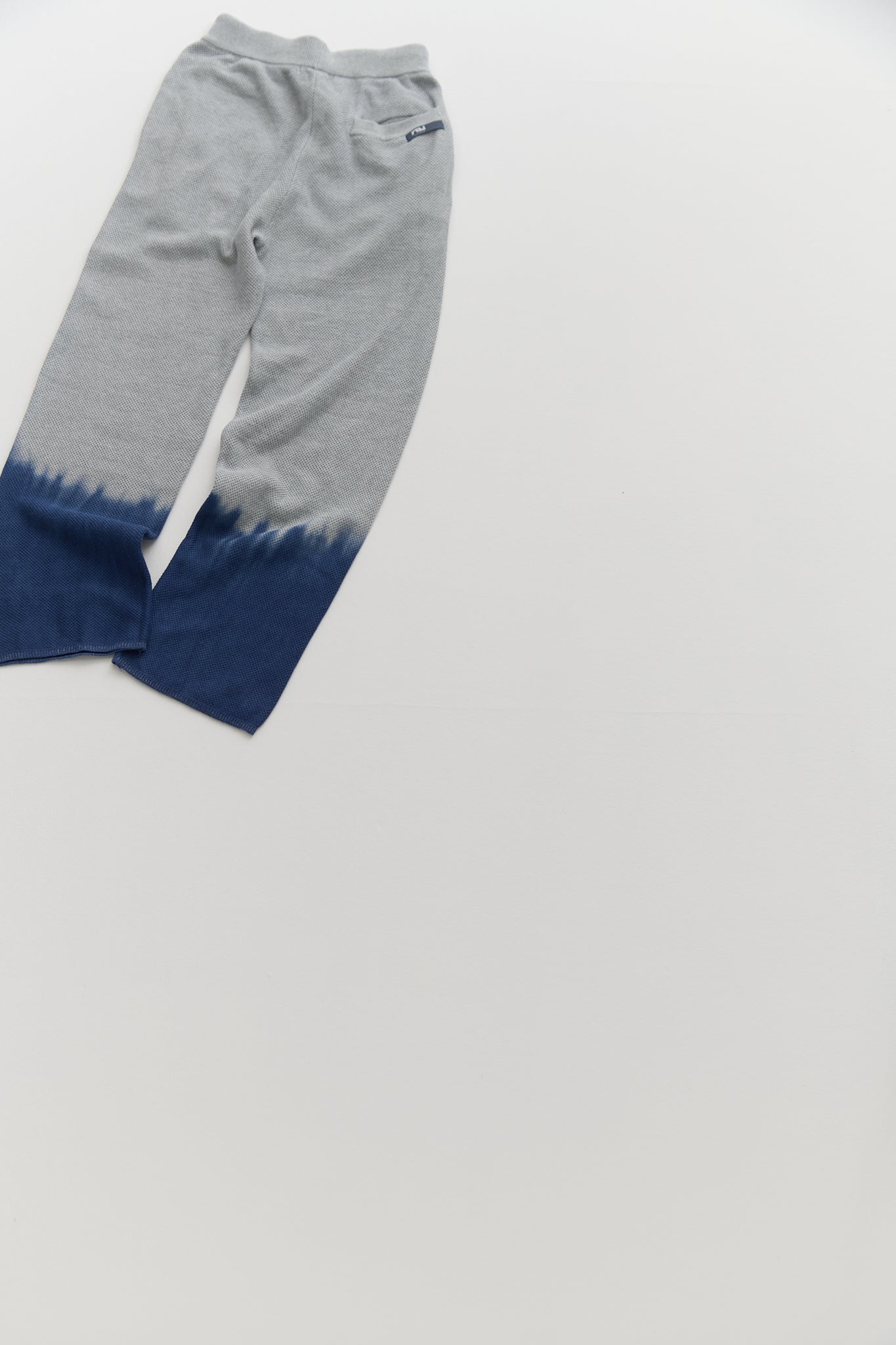 FROSTI / Gray × Blue