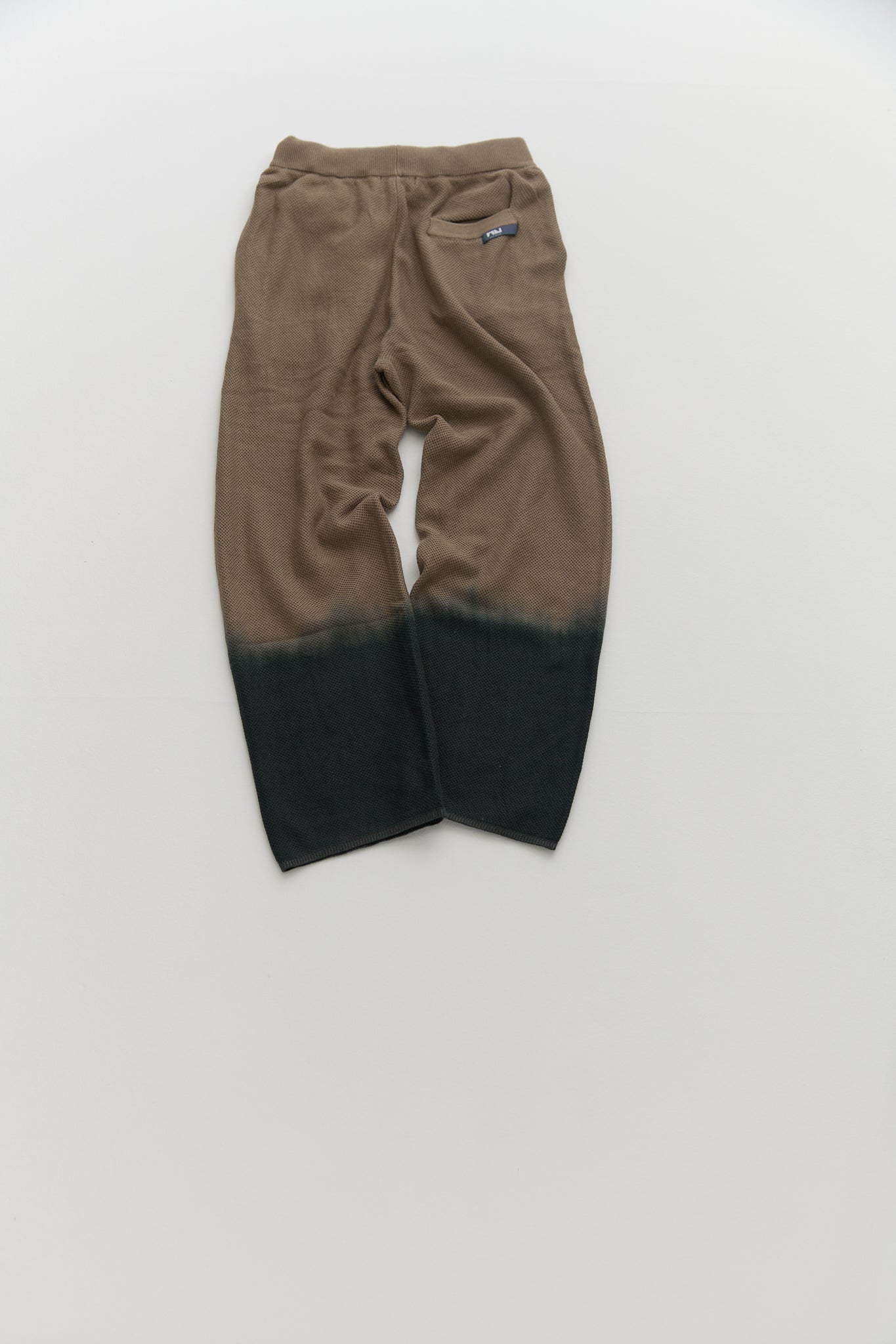 FROSTI / Mocha × Black