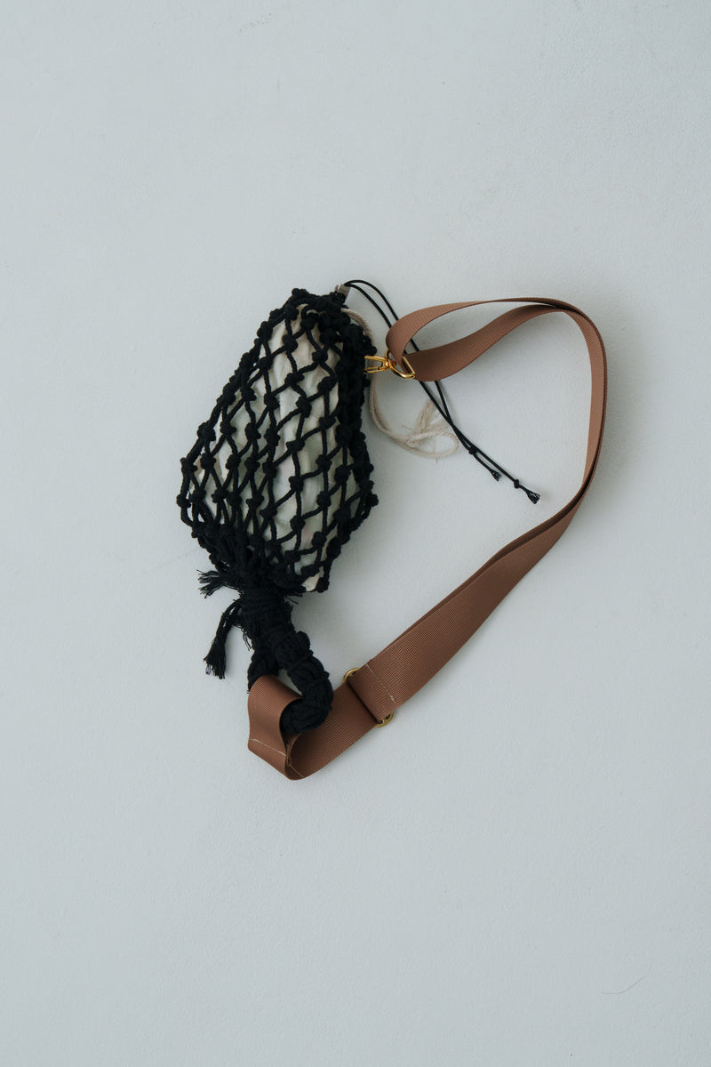 OEUF / BLACK