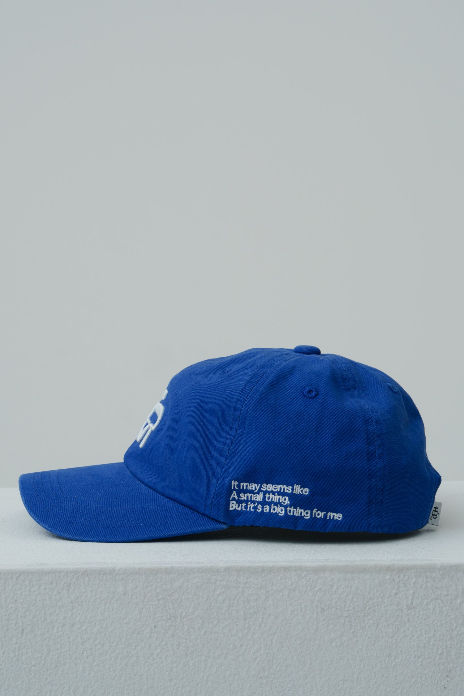 GEORGIE / BLUE