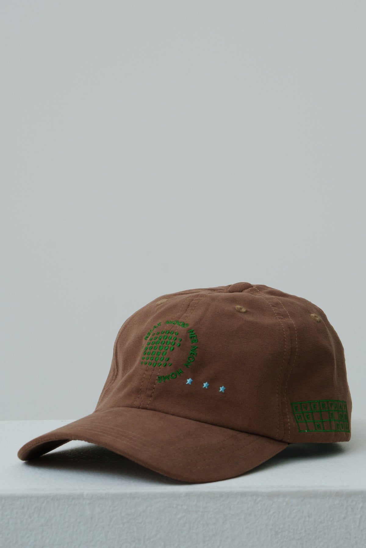 CAP / HAT – HER NEON