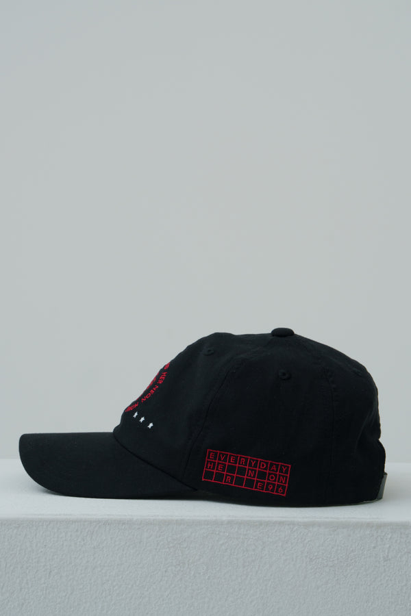PETER / BLACK
