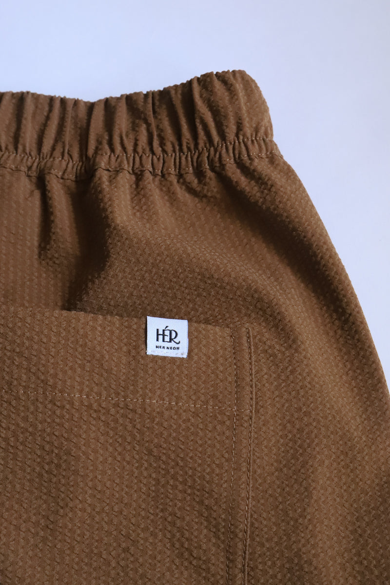 ELIO / BROWN