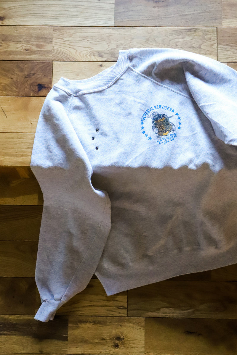 Customized studs sweat / P