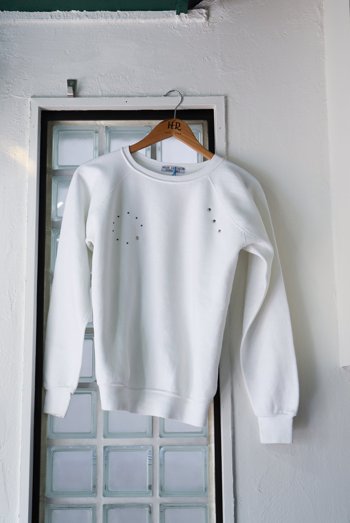 TOPS – HER NEON