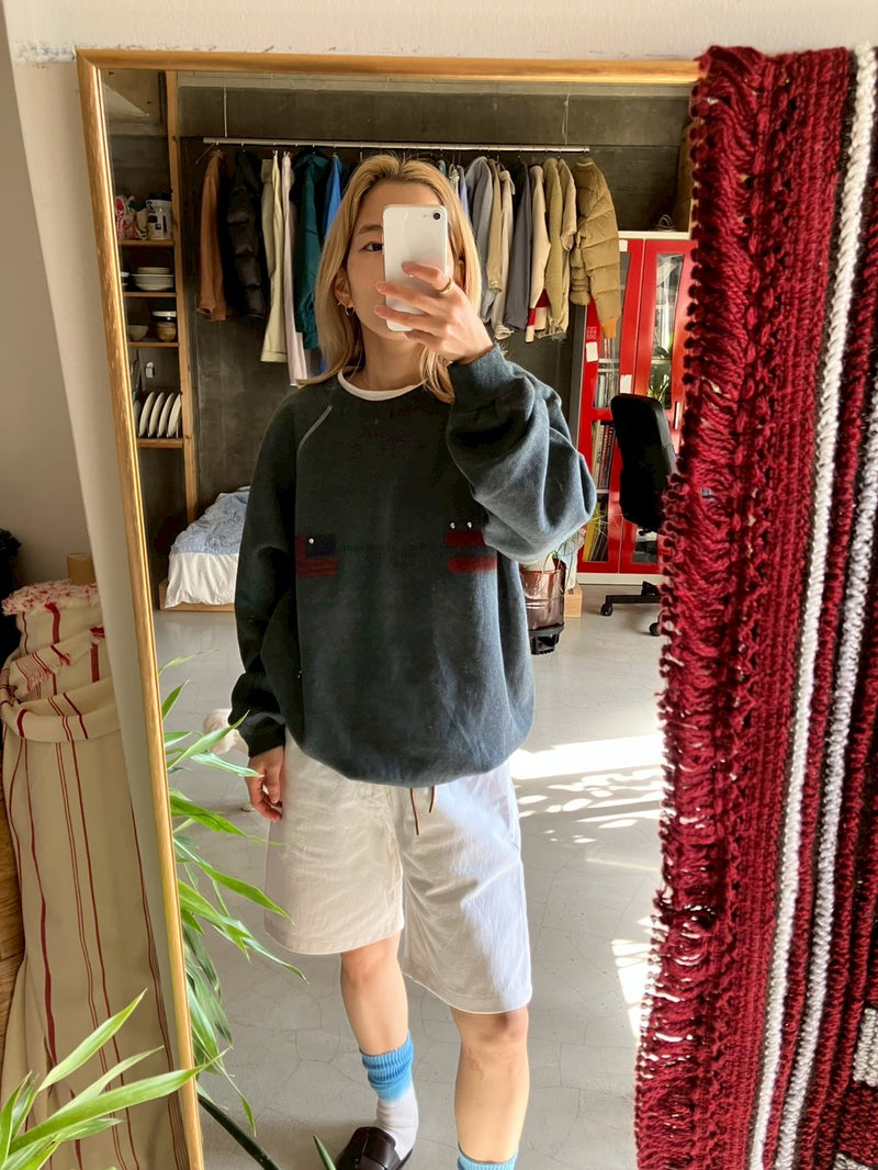 Customized studs sweat / B