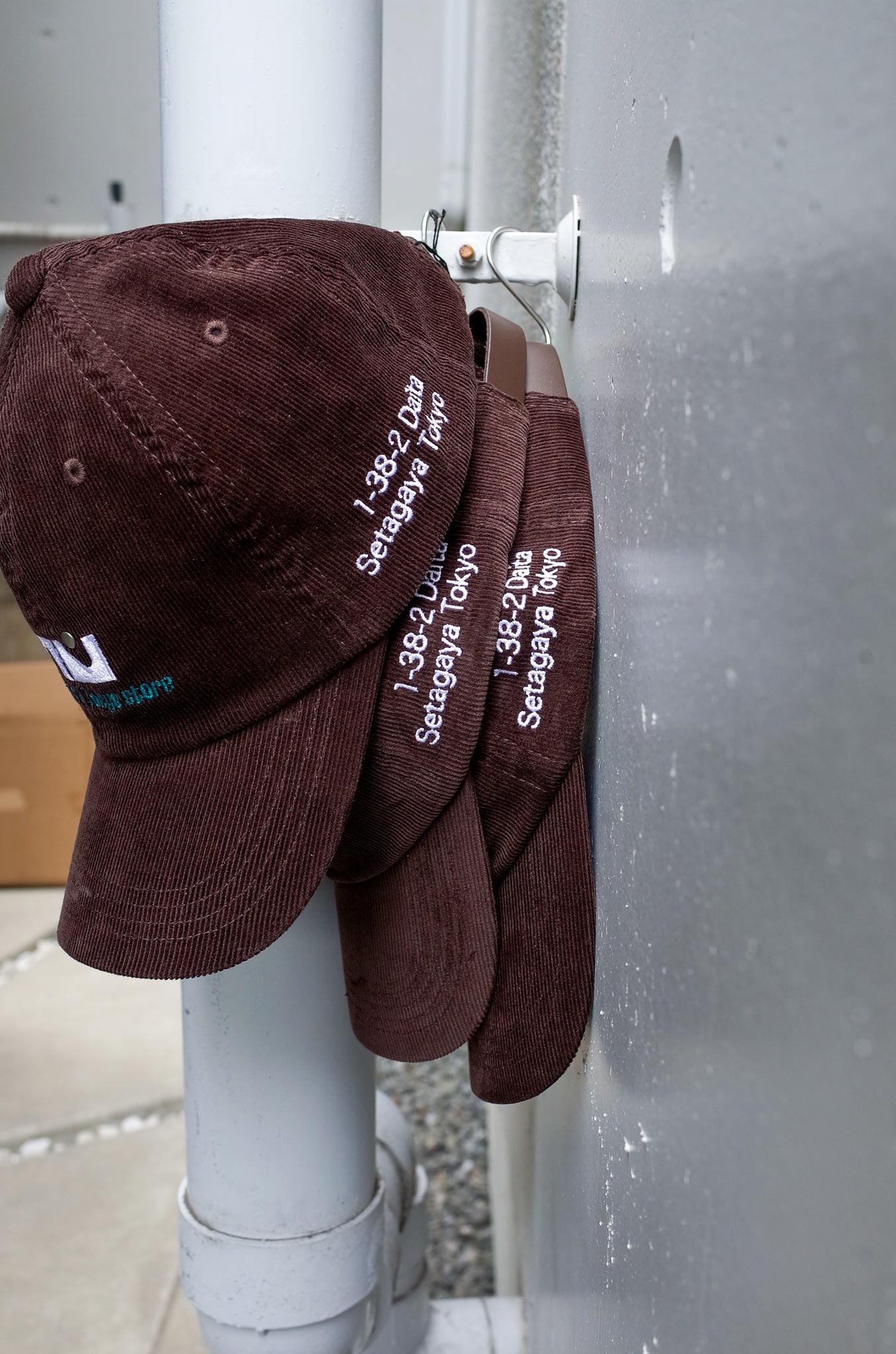 Anniv. cap by Jonathan / Dark Brown